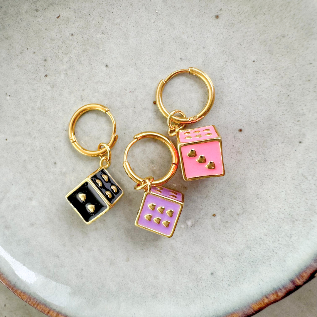 Single Oorbel Dobbelsteen Roze