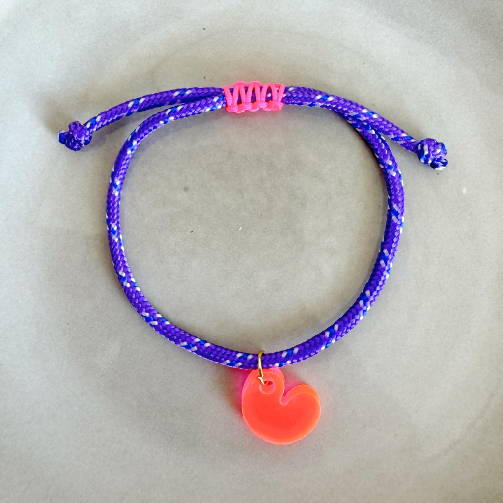 Armband Lume Charms | Pompeblêdsje Neon Pink