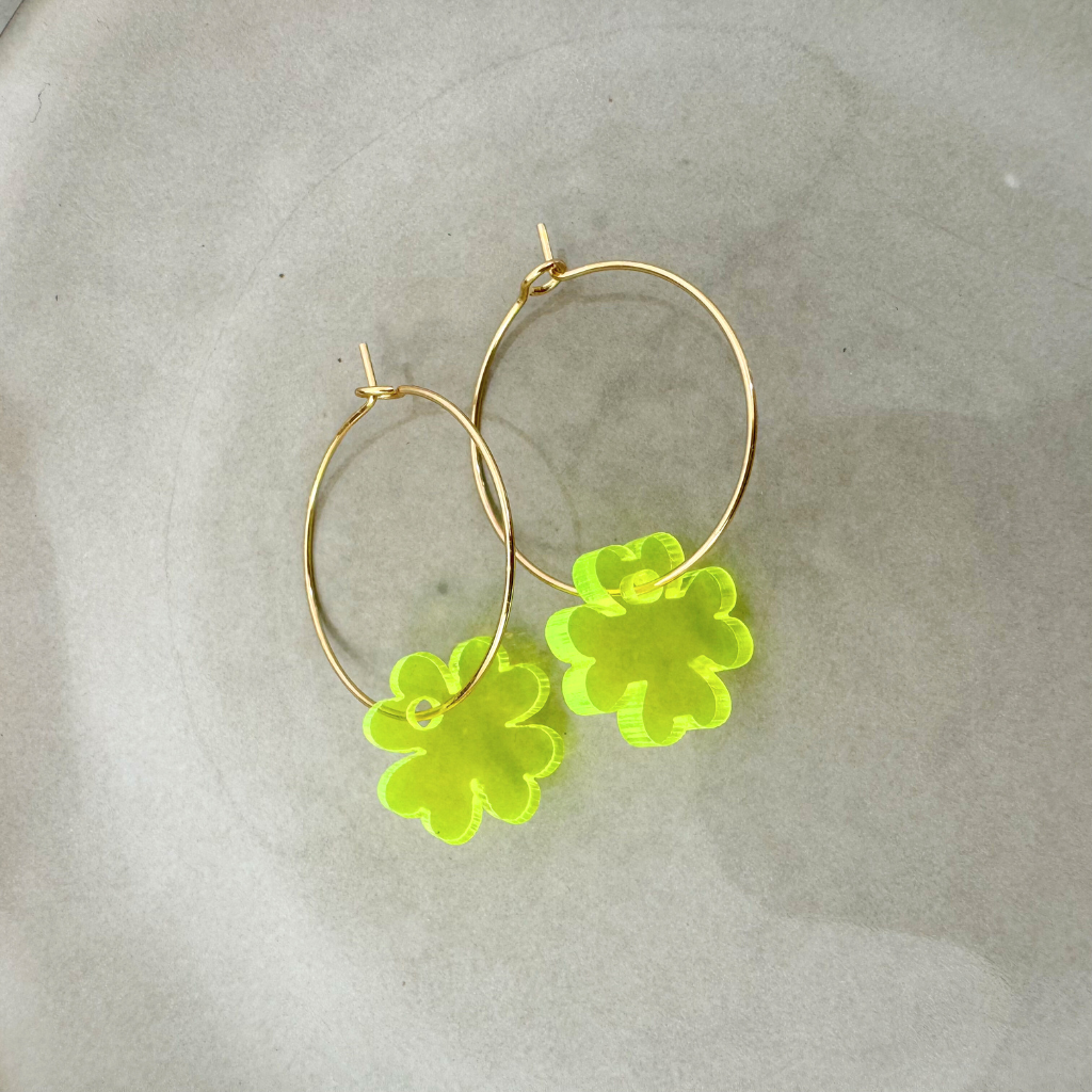 Oorbellen Hoops Lume Charms | Klaver Neon Geel