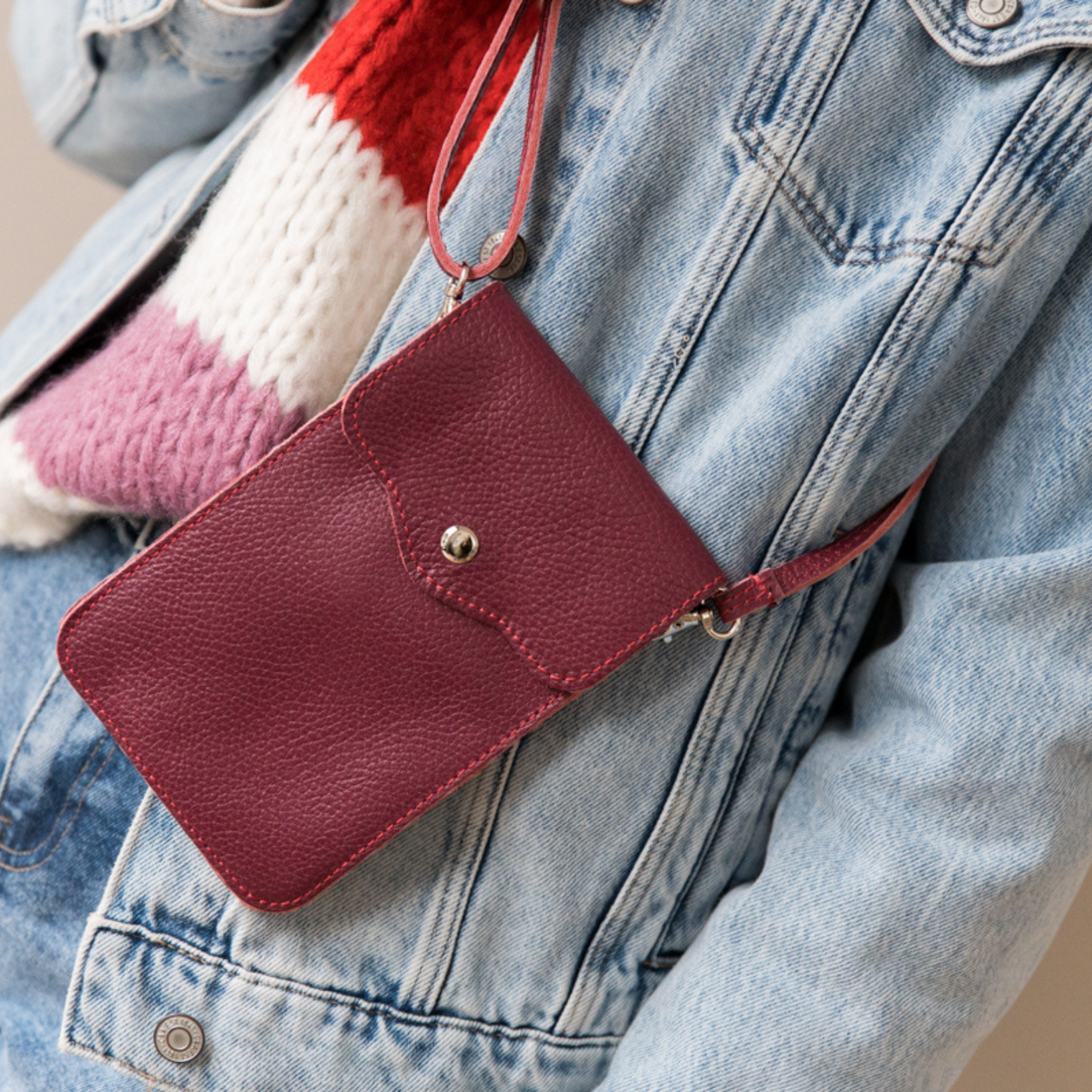 Telefoontasje Maike (leer) 2 vakken | Burgundy