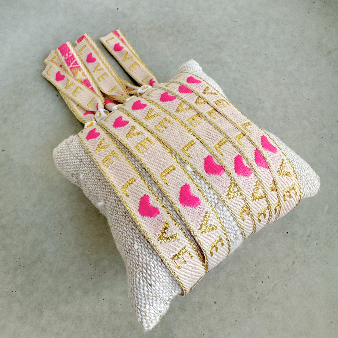 Bändchenarmband Love Rosa
