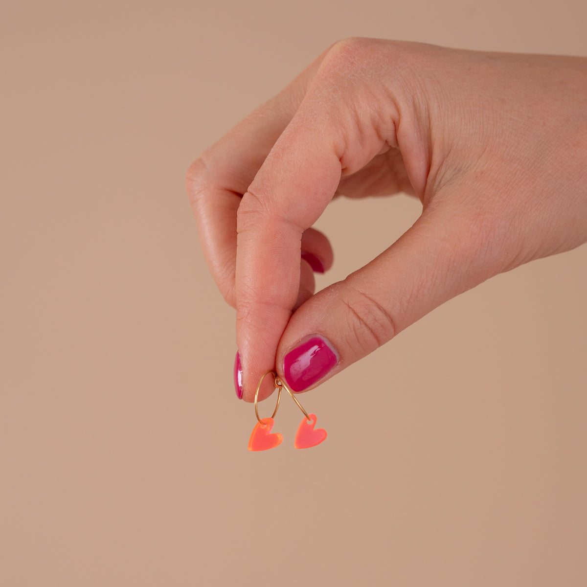 Oorbellen Hoops Lume Charms Confetti | Hearts - Neon Pink