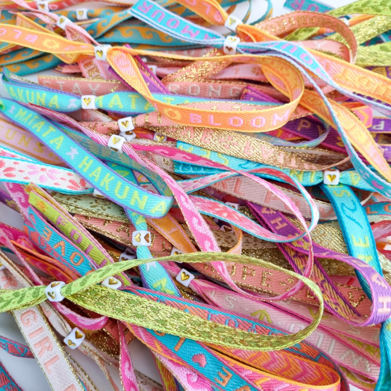 Ribbon Bracelet La Vie Est Belle | 01