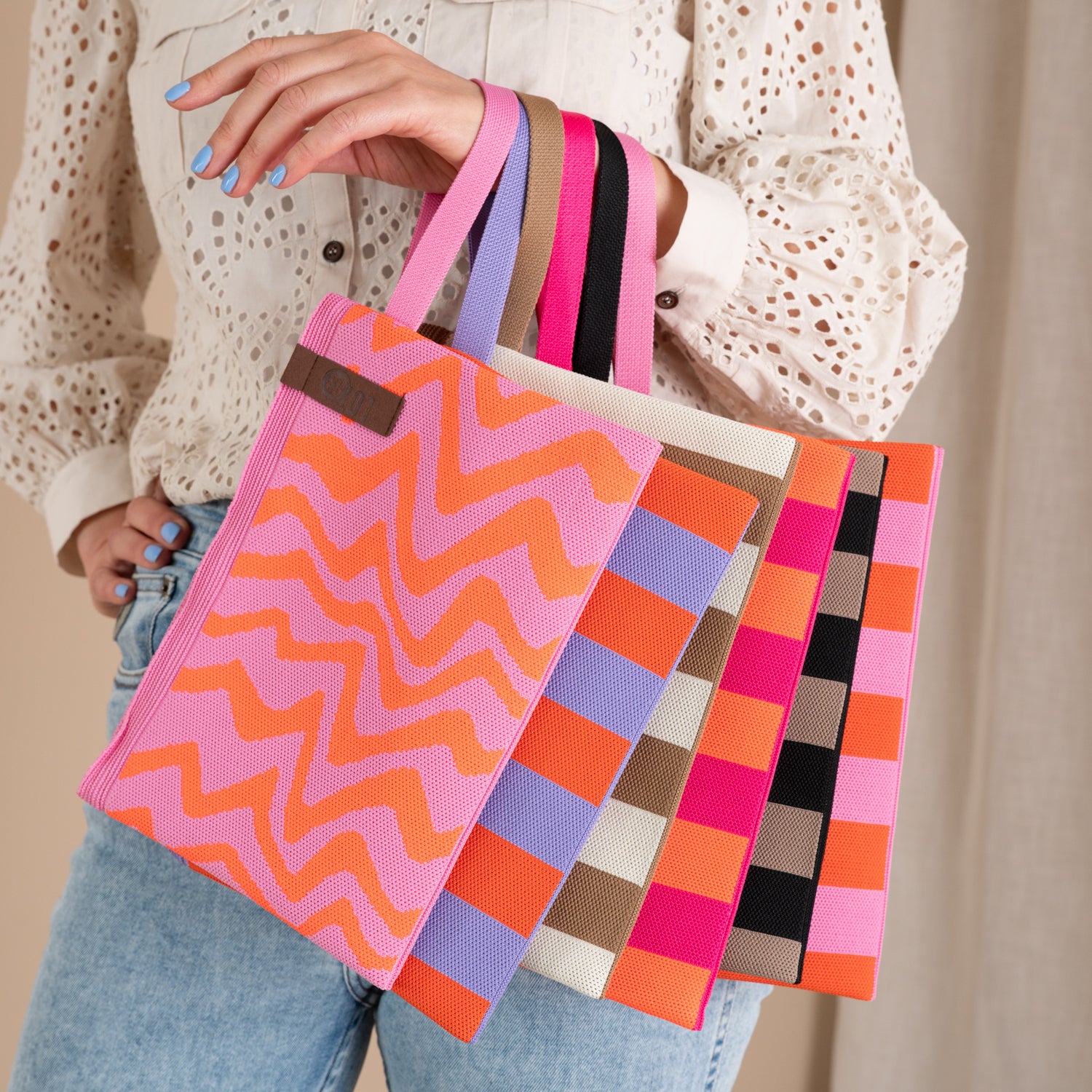 Clutch - Toilettas Billie | Zig Zag Oranje-Pink