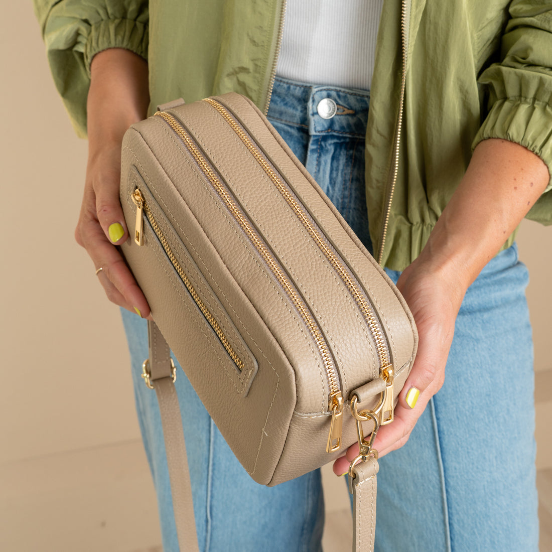 robyne | Taupe