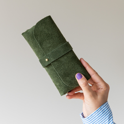 Glasses case leather apple green