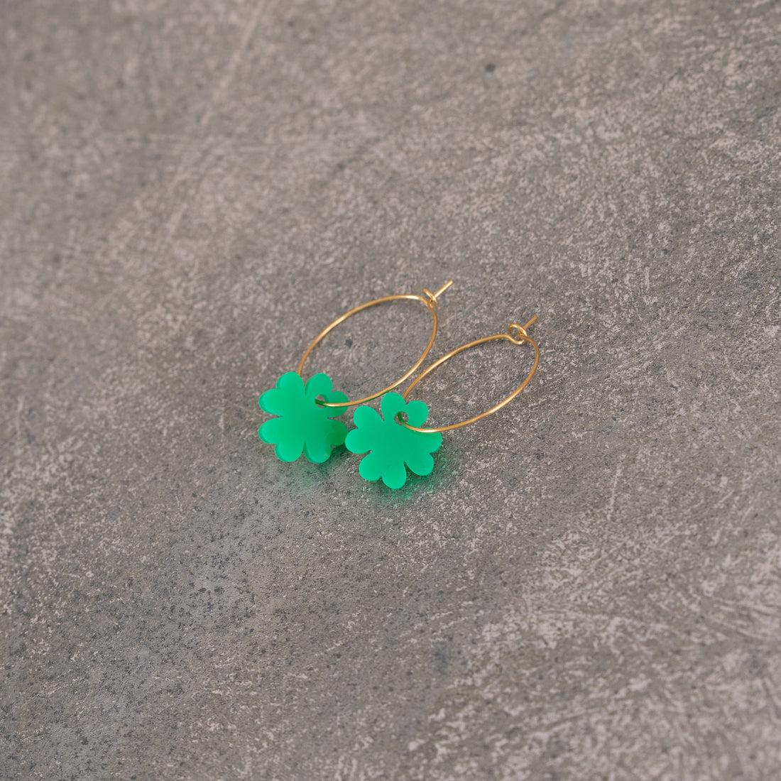 Oorbellen Hoops Lume Charms | Klavertje Green