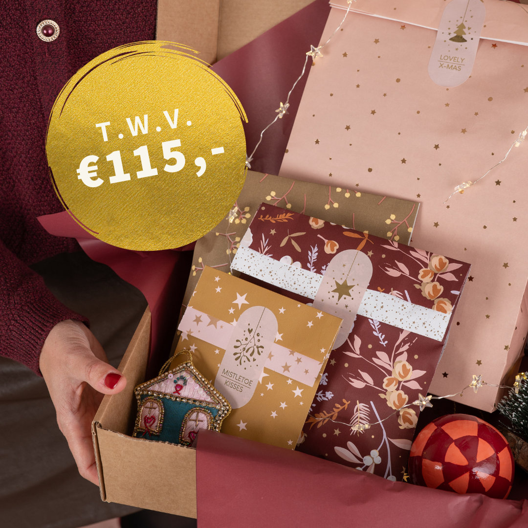 PRE ORDER WEEK 44/45 - December Gift