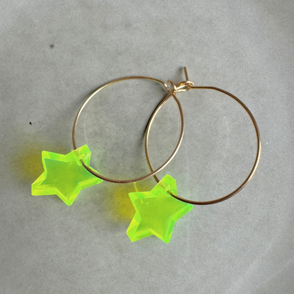 Oorbellen Hoops Lume Charms | Ster Neon Yellow