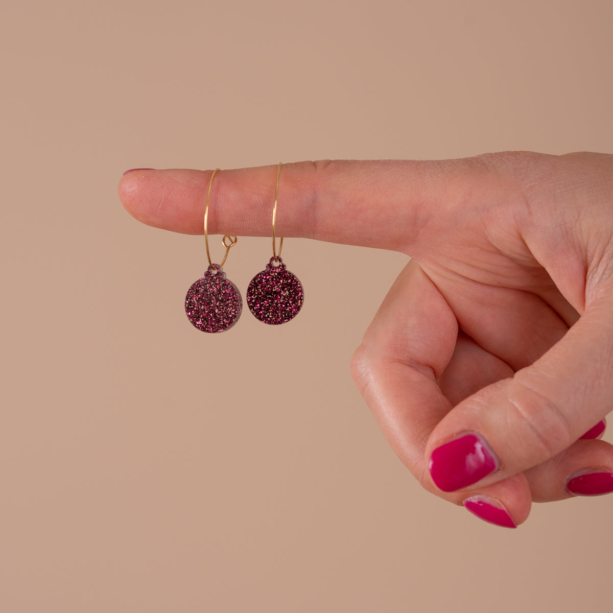 Oorbellen Hoops Lume Charms Glitter | Kerstbal Wine