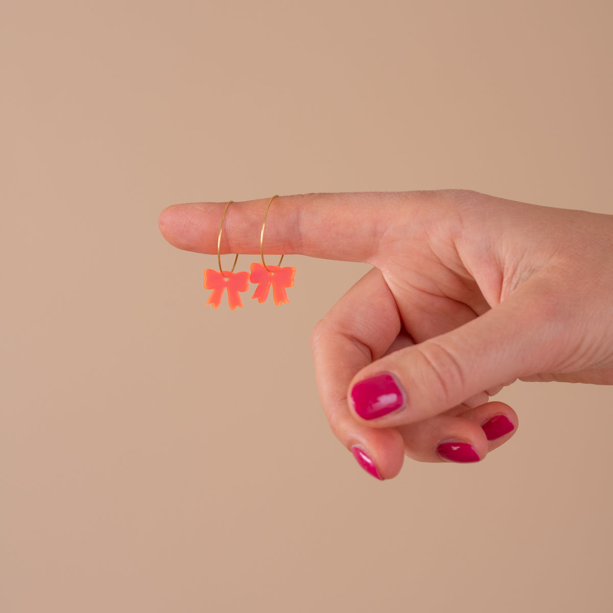 Oorbellen Hoops Lume Charms | Strikje - Neon Pink