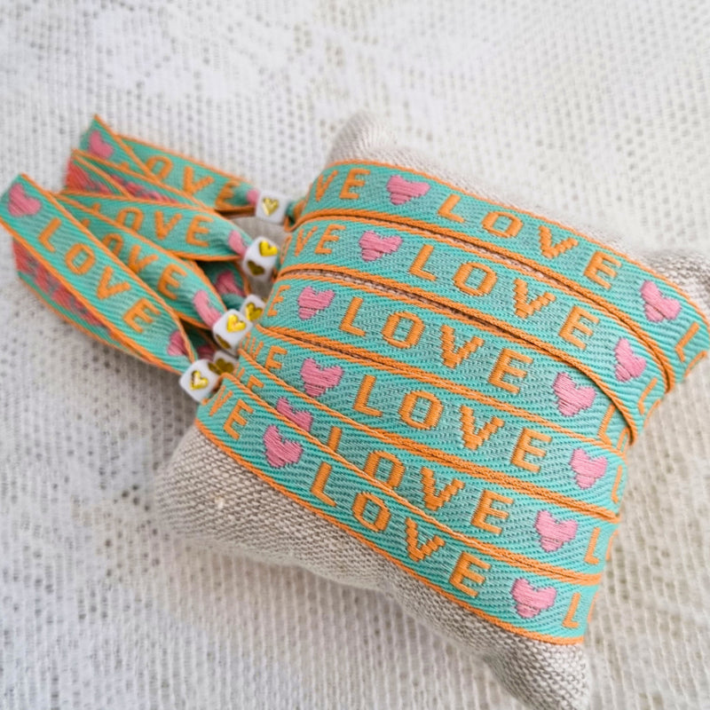 Ribbon Bracelet Love | 01