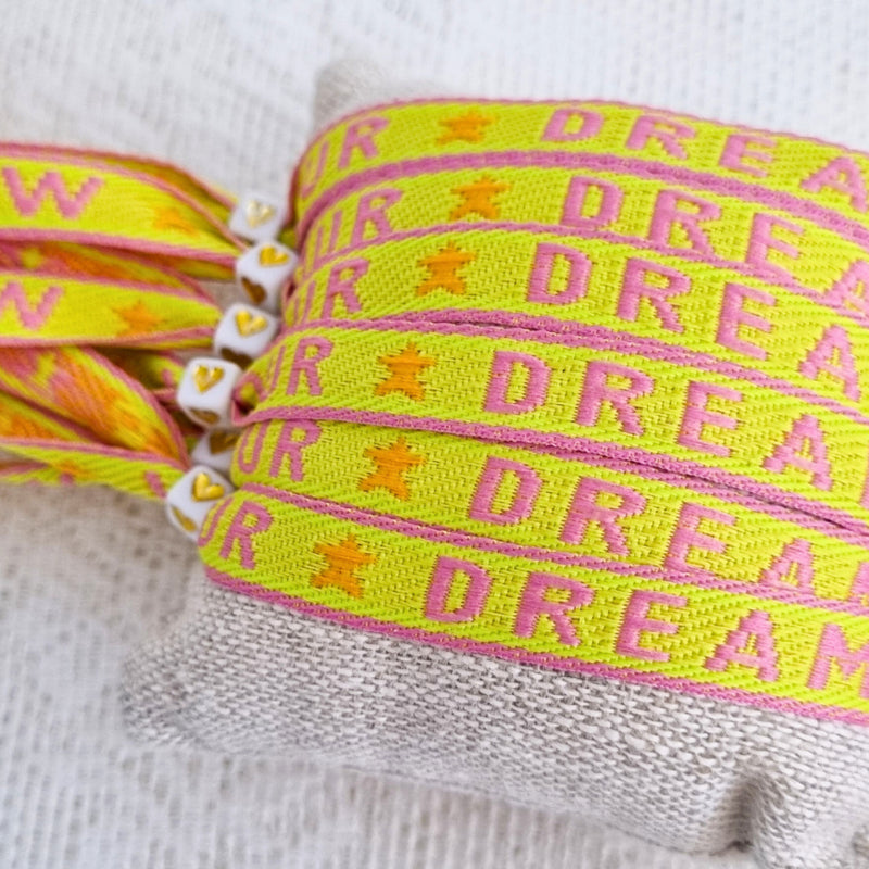 Ribbon Bracelet Follow Your Dreams